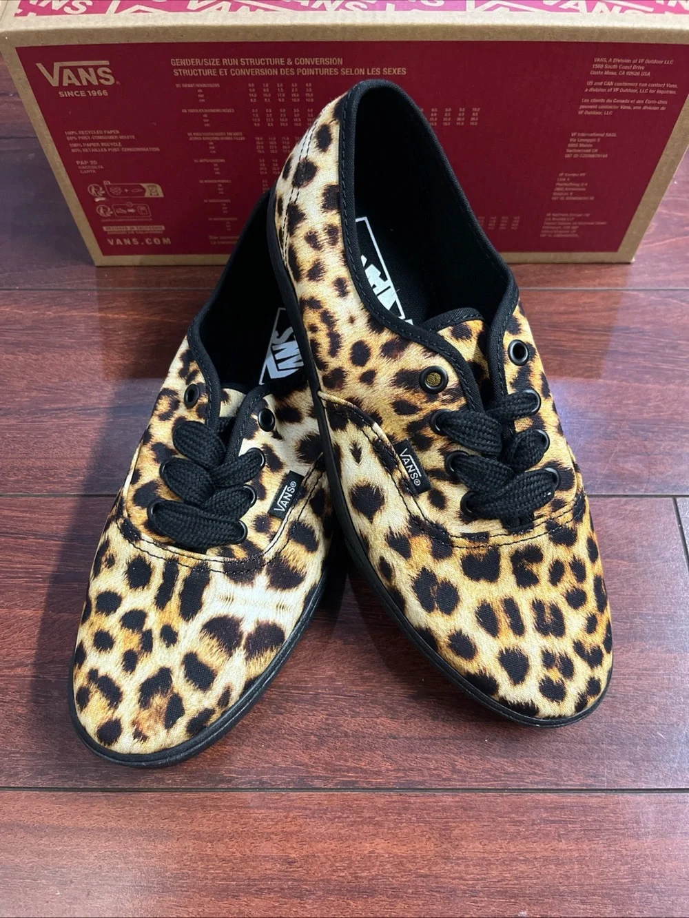 Womens 7.5 Vans Authentic Lowpro Leopard Print Low Top Shoe Sneaker New HALF BOX